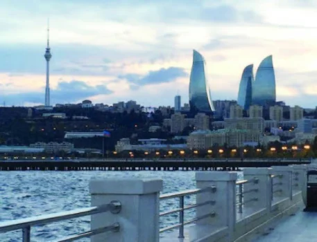 Sabah Bakıda hava əsasən yağmursuz keçəcək