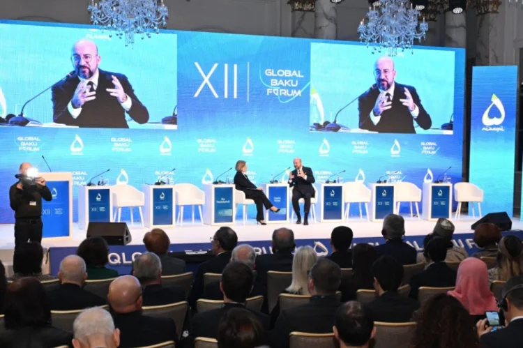 XII Qlobal Bakı Forumu işini panel iclaslarla davam etdirir