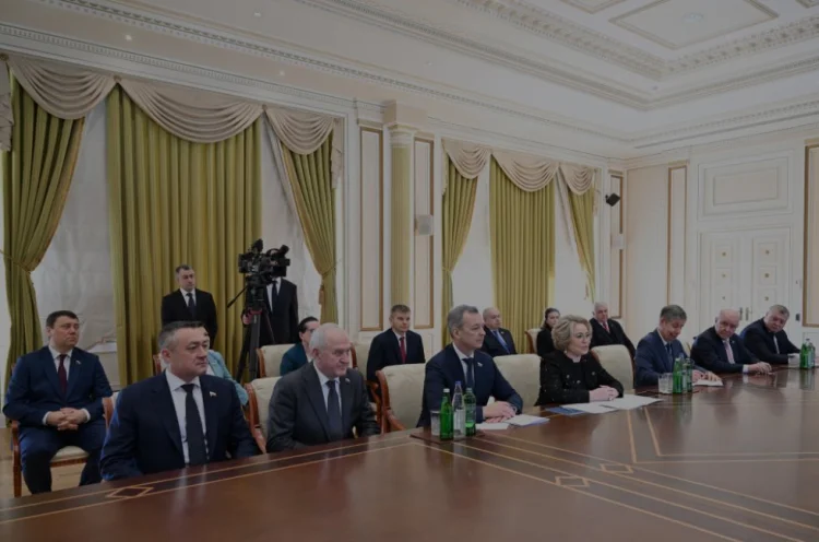 Matviyenko: Təyyarə qəzasına obyektiv qiymət veriləcək