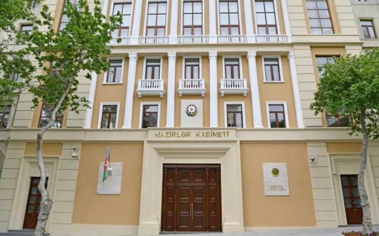Xüsusi karantin rejiminin müddəti yenə uzadıldı