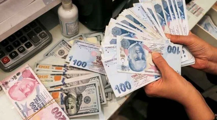 Türkiyə lirəsi tarixi minimuma düşdü