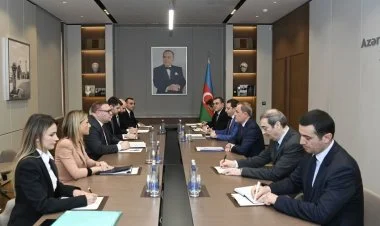 Ceyhun Bayramov Perişa Kastratoviç ilə görüşüb