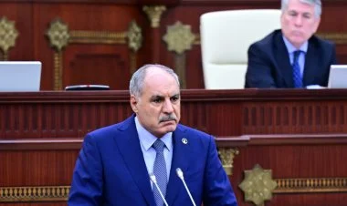 Xanlar Vəliyev Konstitusiya Məhkəməsinə hakim təyin edilib