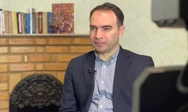 Keçmiş diplomata 7 il iş kəsildi