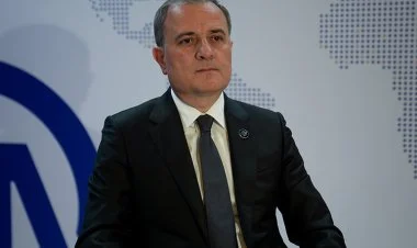 Ermənistan Konstitusiyasının dəyişdirilməsi vacibdir