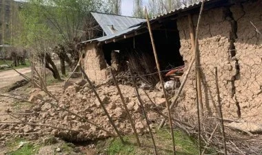 Tacikistanda baş verən zəlzələdə uşaq ölüb YENİLƏNİB