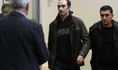 Casusluqda ittiham olunan Fransa vətəndaşının məhkəməsindən