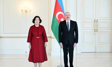İlham Əliyev Lu Meyin etimadnaməsini qəbul edib FOTO