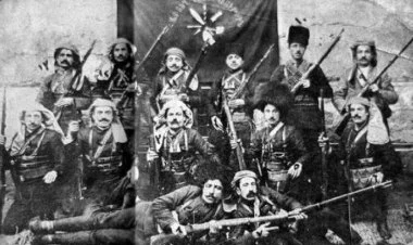 Bir daha erməni daşnaklarının satqınlığı haqda...