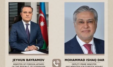 Ceyhun Bayramov pakistanlı həmkarı ilə görüşüb