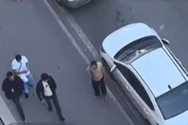 Nəsimi rayonunda yarıçılpaq kişi sakinləri təcübləndirib