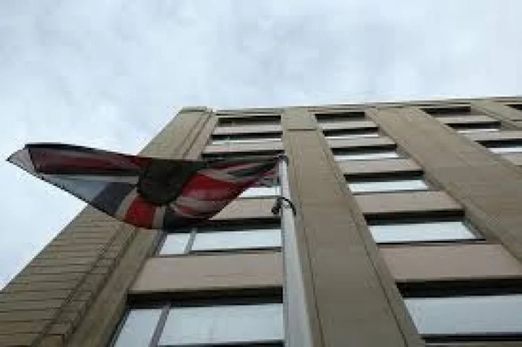 Britaniya səfirliyi mina hadisələrinə münasibət bildirdi