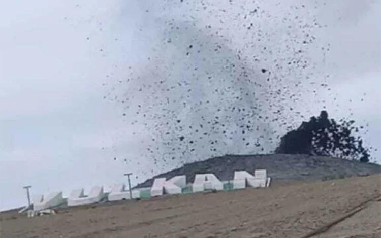Lökbatanda palçıq vulkanı püskürüb