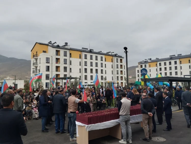 Suqovuşana daha 179 nəfər qayıtdı YENİLƏNİB / FOTO