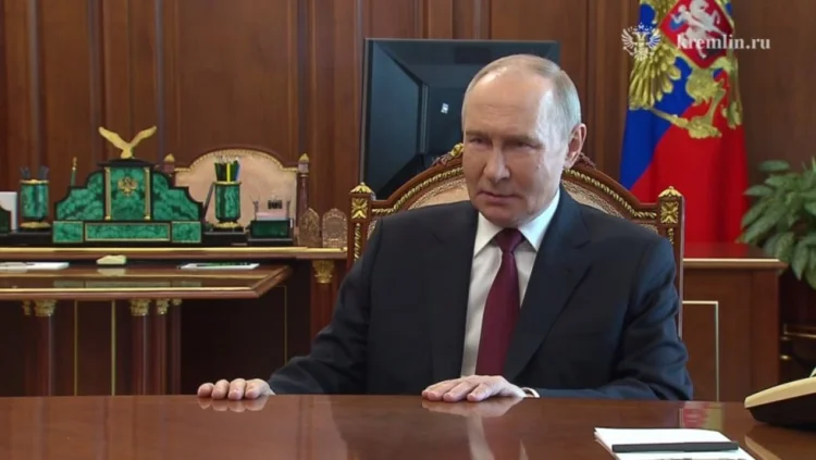 Putin Ukrayna ilə Pasxa atəşkəsini elan edib