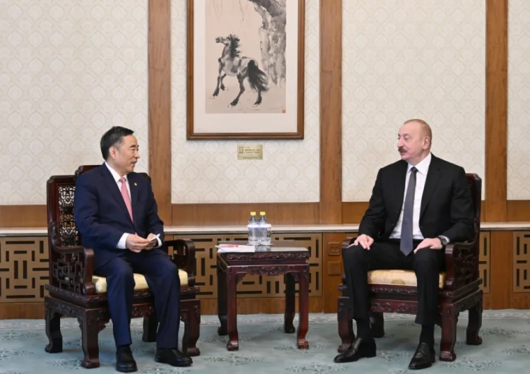 İlham Əliyev Pekində şirkət sədri ilə görüşüb