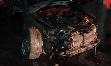 Zaqatalada avtomobil ağaca çırpılıb, ölən var