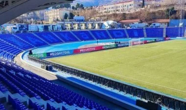 Xankəndi stadionunda təmir-bərpa işləri intensivləşib