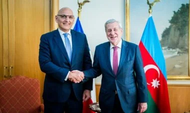 Elçin Əmirbəyov Çilidə işgüzar səfərdədir FOTO