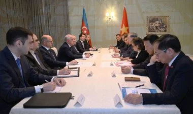 Azərbaycanın Baş naziri To Lamla görüşüb