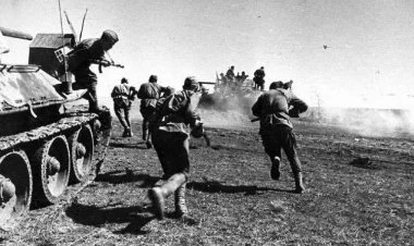 9 May - faşizm üzərində Qələbə Günü qeyd olunur