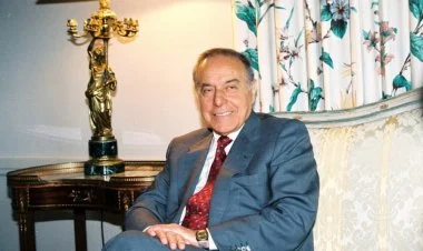 Bu gün Heydər Əliyevin anadan olmasından 102 il ötür