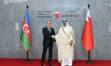 Ceyhun Bayramov Bəhreyn Krallığında görüşlər keçirir