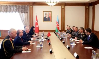 Azərbaycan və Türkiyə müdafiə nazirləri görüşüb VİDEO