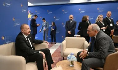 İlham Əliyevin Tiranada Nikol Paşinyanla görüşü olub