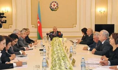 Azərbaycanda nə qədər seçici var?