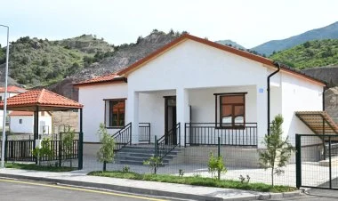 Laçının Bəylik kəndinə yola salınan köç çatıb YENİLƏNİB