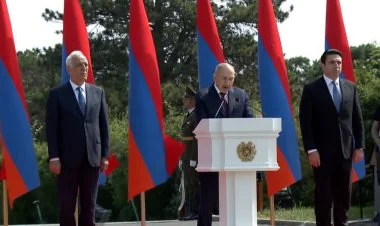 Azərbaycan və Ermənistan məsləhətləşmələr aparır