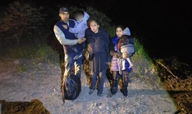 Həyati təhlükə ilə üzləşən sərhəd pozucuları təxliyə edildi