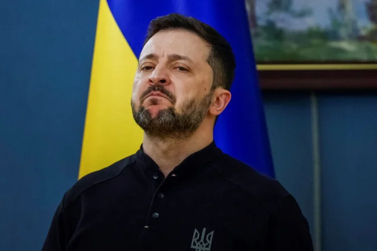 Zelenski Putinin atəşkəs təklifini qəbul etməyib