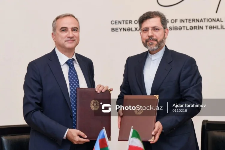 Azərbaycan və İran Beyin Mərkəzləri arasında Memorandum