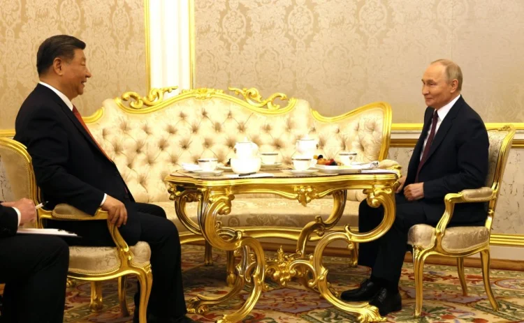 Putin və Si Cinpinin danışıqları 7 saatdan çox davam edib