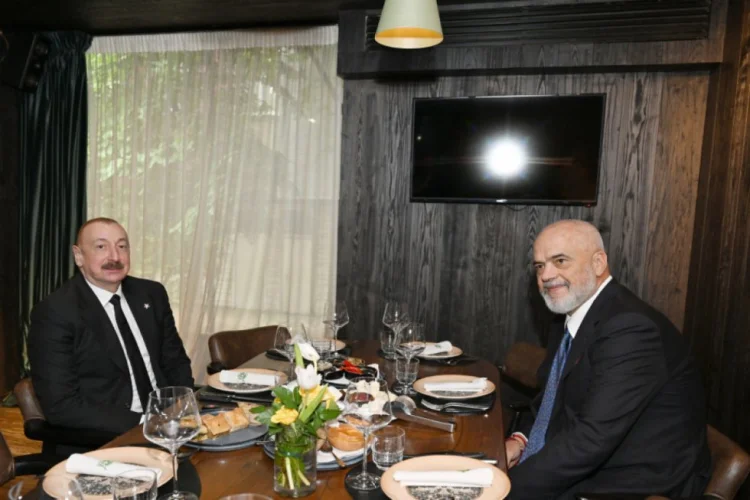 İlham Əliyevlə Edi Ramanın işçi nahar əsnasında görüşü olub