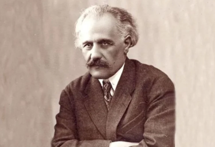 Görkəmli ədib Əbdürrəhim bəy Haqverdiyevin doğum günüdür