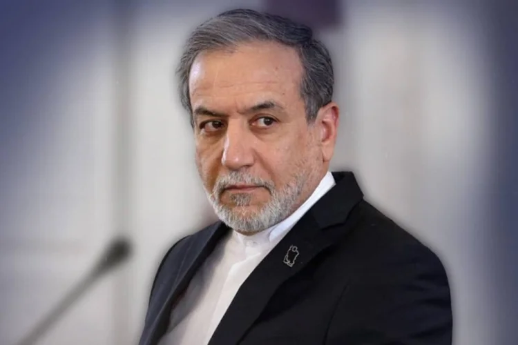 İran nüvə hüququndan güzəştə getməyəcək