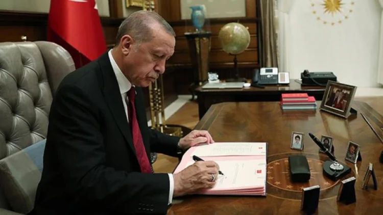 Ərdoğan Azərbaycanla əməkdaşlığa dair üç saziş təsdiqləyib