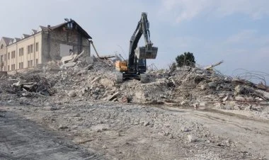 Xankəndi, Xocalı və Ağdərədə qanunsuz tikililər sökülür