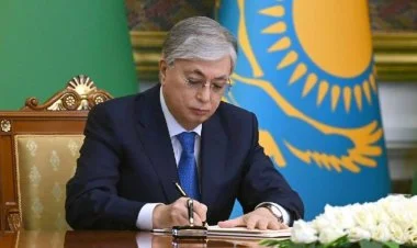 Tokayev müdafiə və nəqliyyat nazirlərini vəzifədən azad edib