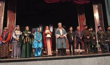 Maldororun son mahnısı və ya...