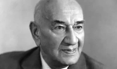 Bu gün Xalq şairi Süleyman Rüstəmin vəfatından 36 il ötür