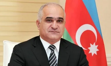 Prezident Şahin Mustafayevi təltif edib