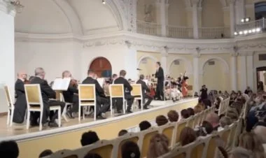 İrandan təxliyə olunan Rusiya orkestrinin Bakıda konserti