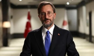 Fahreddin Altun vəzifəsindən azad edilib