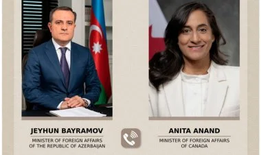Ceyhun Bayramov kanadalı həmkarı ilə danışıb