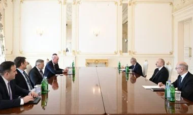 İlham Əliyev BP şirkətinin baş icraçı direktorunu qəbul edib