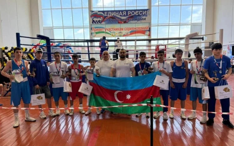 Gənc boksçularımız 8 qızıl medal qazanıblar